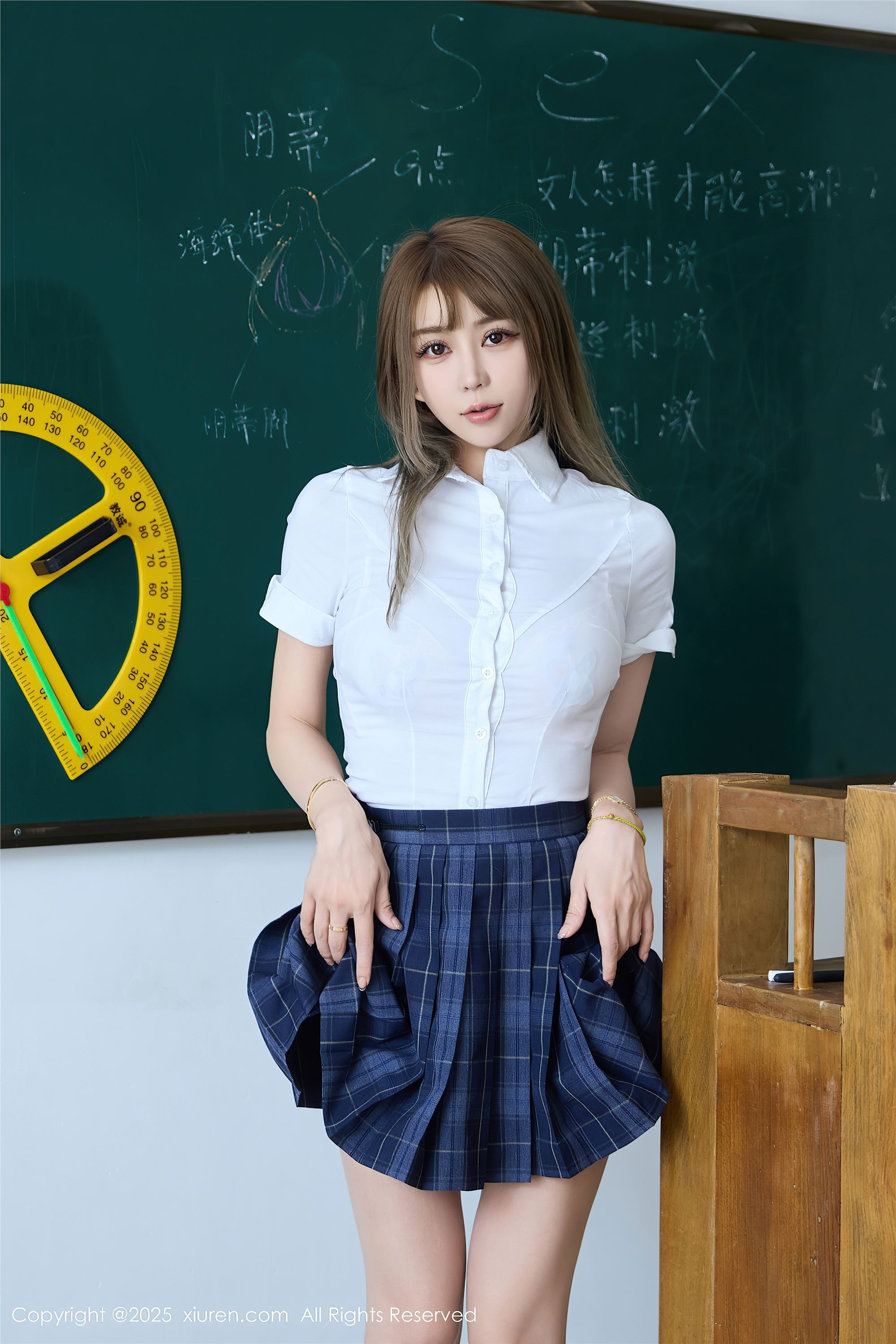 Xiuren秀人网 2025.09.10 NO.10750 Zoe柚柚